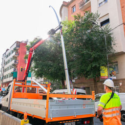 Barcelona impulsa la mejora y transformación del alumbrado público con el Plan de Mantenimiento Integral (PMI)